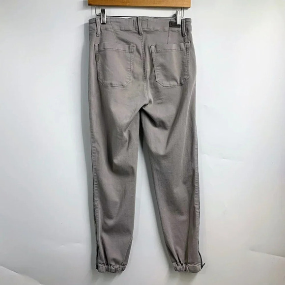 Paige Women's‎ Mayslie Jogger Light Gray Mid Rise Zip Hem Stretch Pants Size 26 - Picture 2 of 14